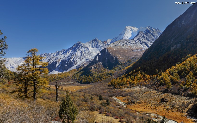 四川稻城亚丁风景图片