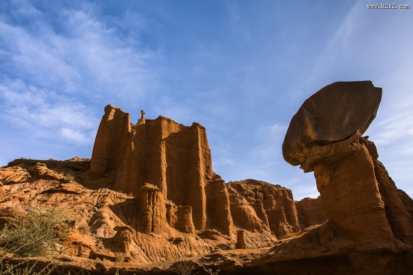 新疆温宿大峡谷风景图片
