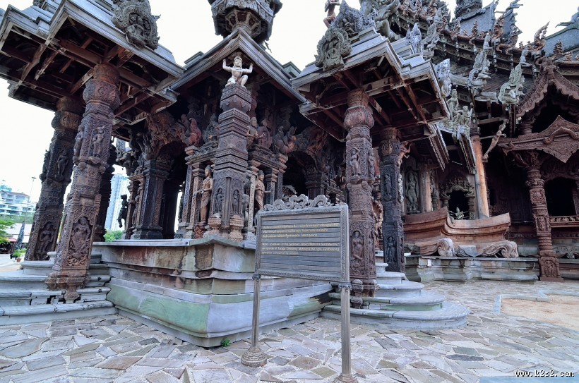 泰国芭堤雅真理寺图片