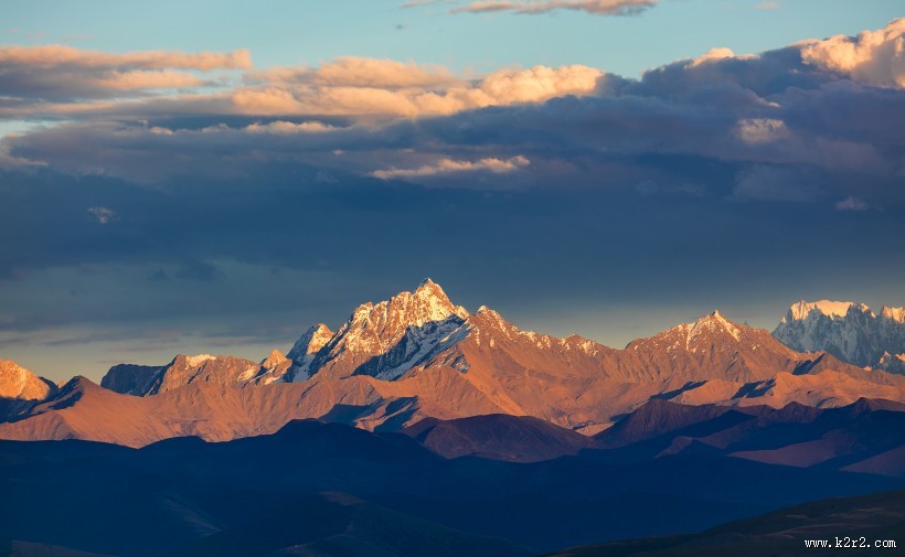 四川贡嘎雪山风景图片