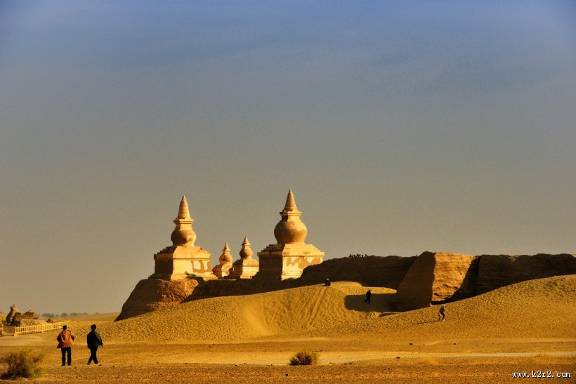 内蒙古额济纳黑水城风景图片