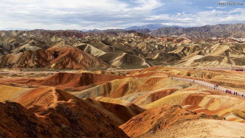 甘肃张掖丹霞地貌风景图片
