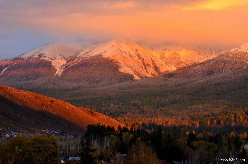 新疆白哈巴村风景图片