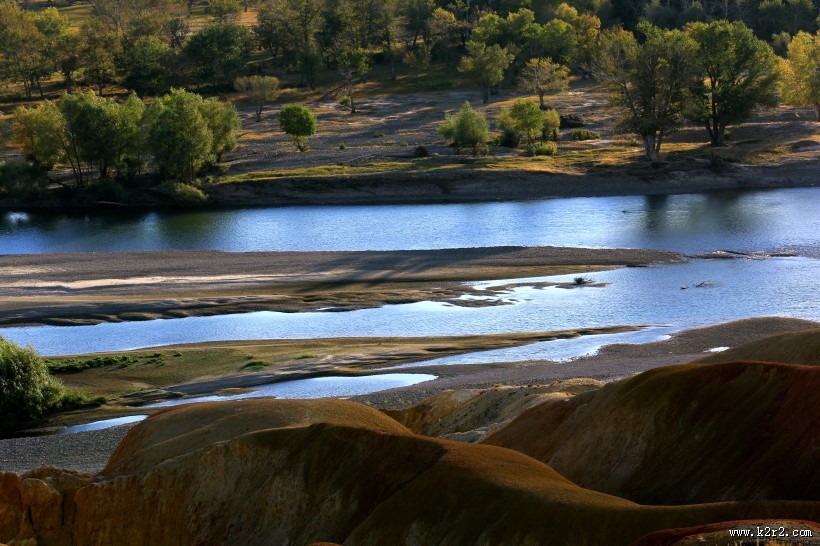 新疆五彩滩风景图片