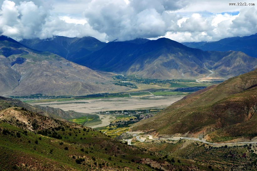 美丽的羊卓雍措风景图片
