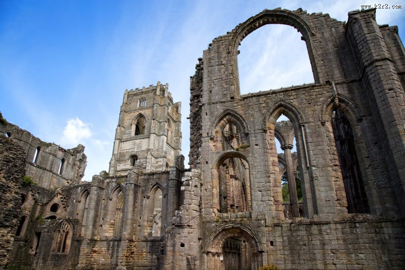 英国喷泉修道院建筑风景图片