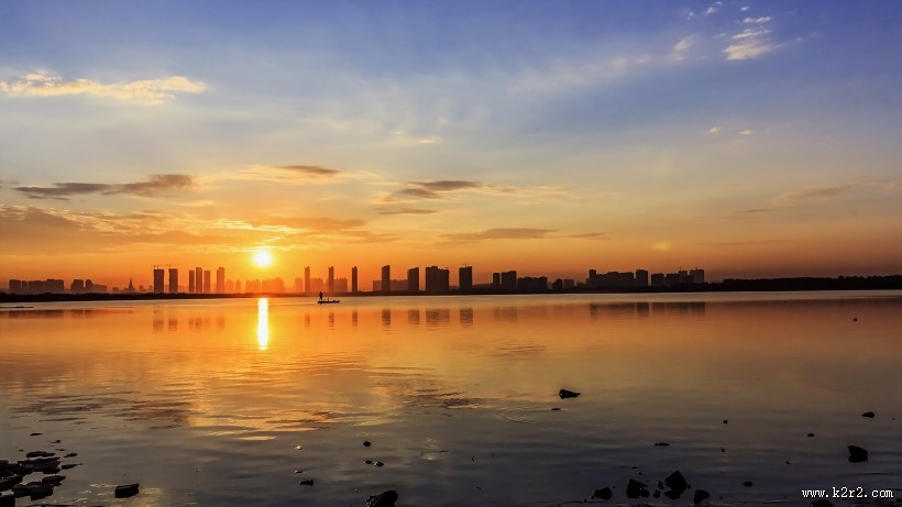 晨曦晋阳湖风景图片