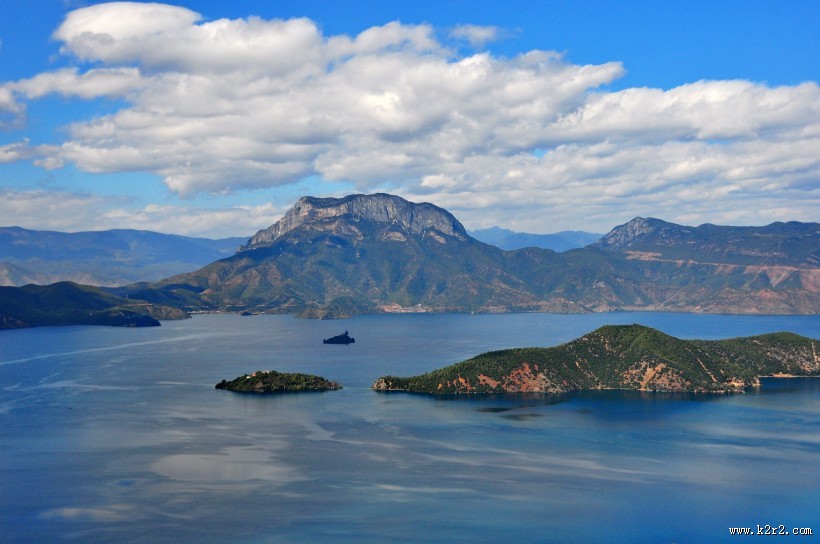 四川泸沽湖风景图片