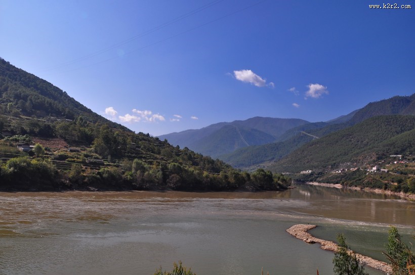 云南虎跳峡风景图片大全