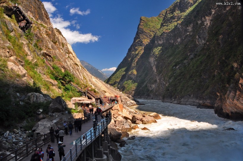 云南虎跳峡风景图片大全
