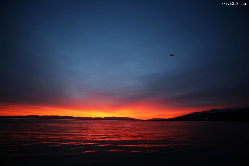 青海湖日出风景图片