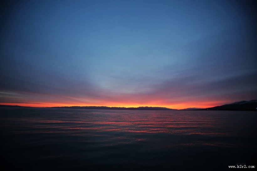 青海湖日出风景图片