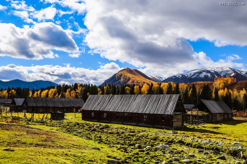 新疆禾木村风景图片