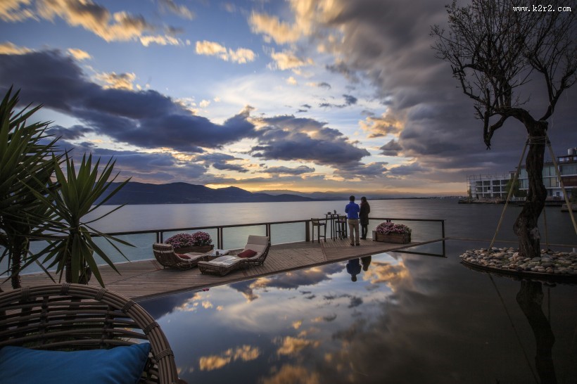 云南洱海日出风景图片