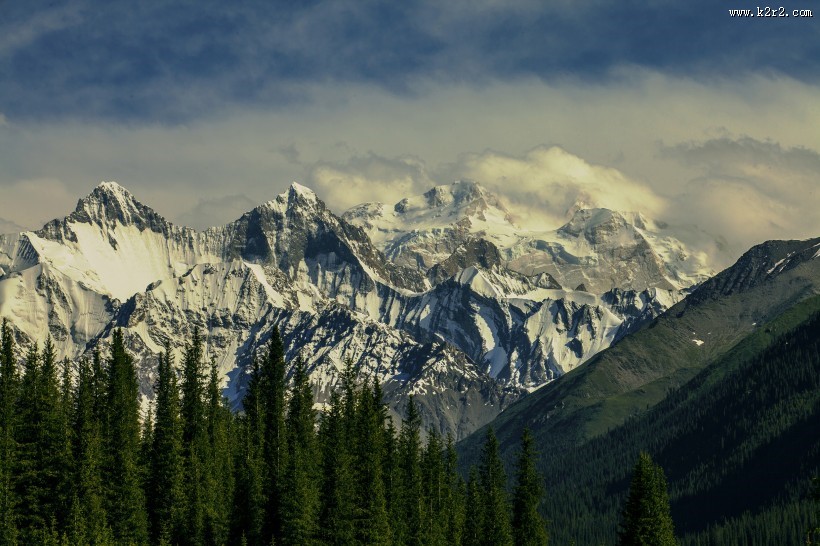新疆夏塔风景图片