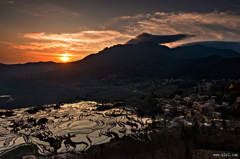 云南元阳梯田风景图片