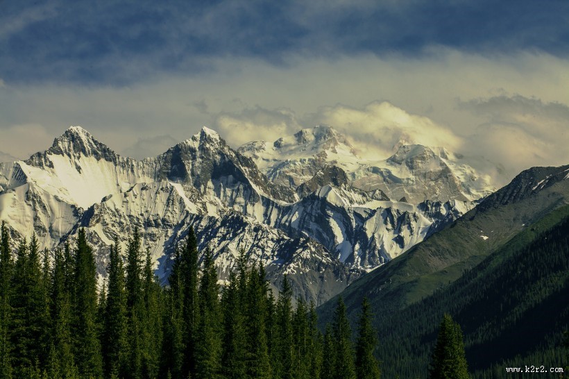 新疆夏塔风景图片