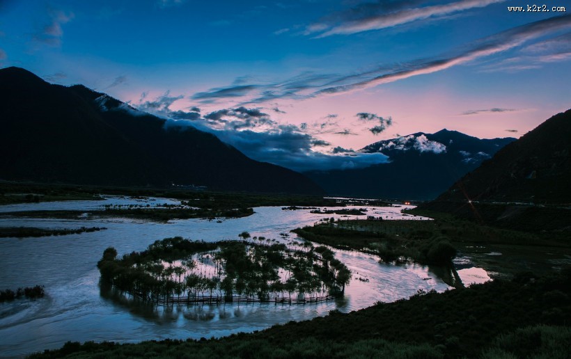 西藏尼洋河风景图片