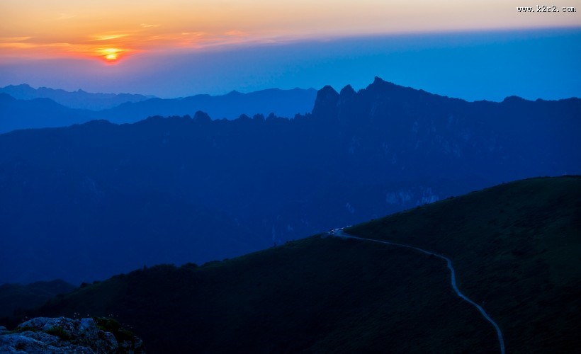 西安秦岭光头山日落风景图片