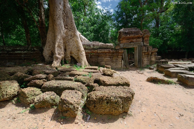 柬埔寨塔布隆寺风景图片