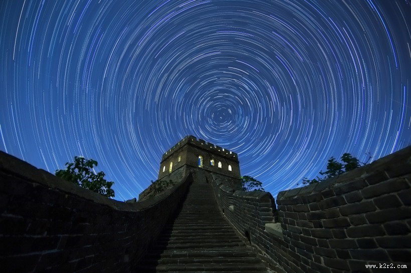 河北金山岭长城夜空图片
