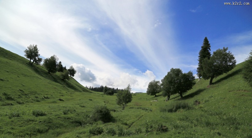 新疆那拉提草原风景图片