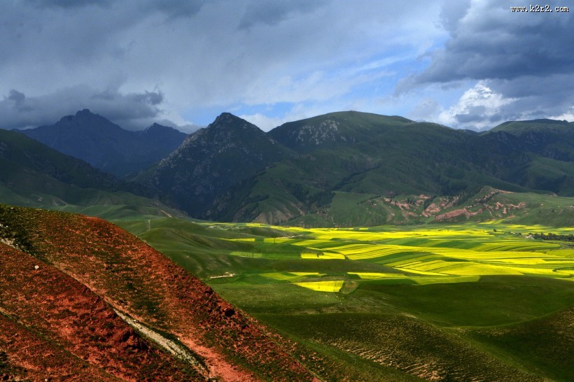 青海祁连卓尔山风景图片