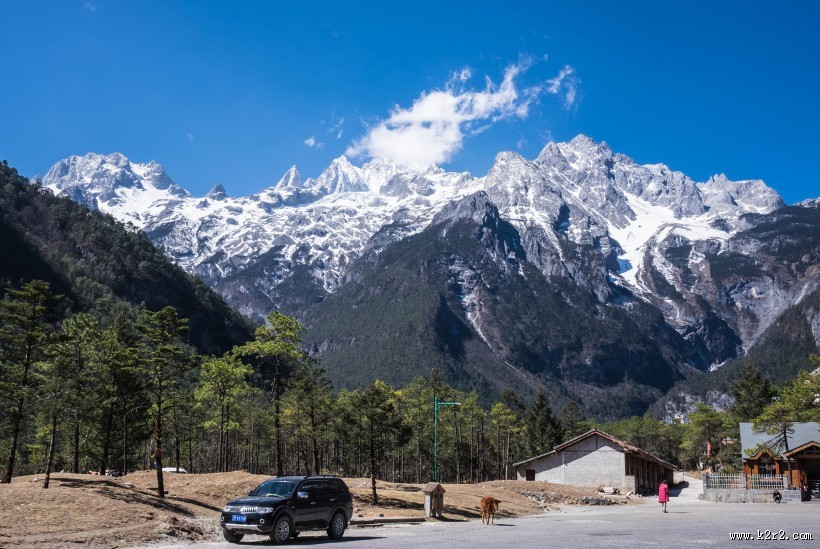 云南玉龙雪山风景图片