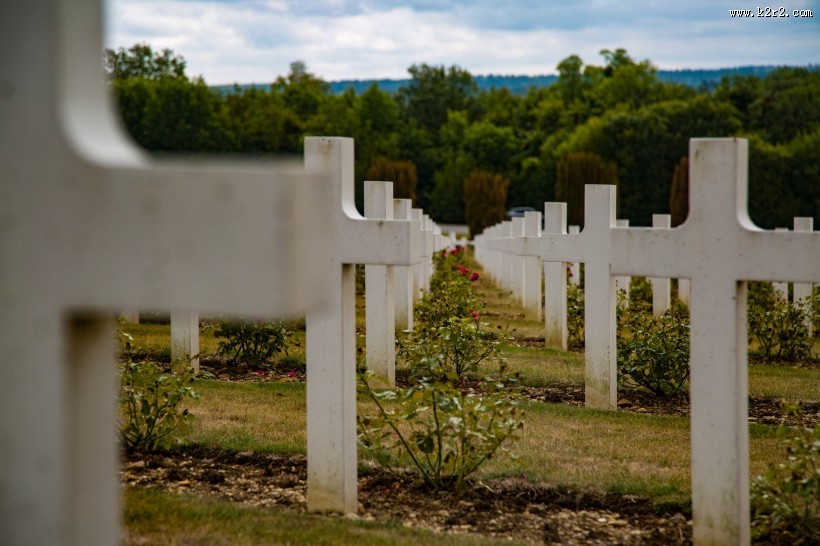 法国凡尔登纪念公墓风景图片