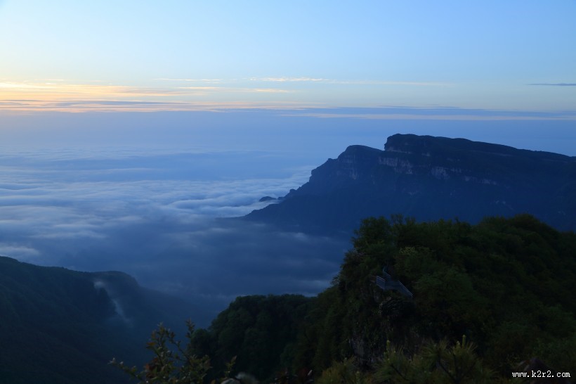 四川光雾山云海风景图片
