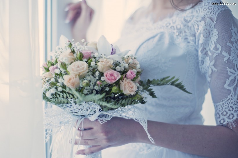 漂亮的婚礼捧花图片