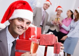 咧嘴笑的男士图片大全