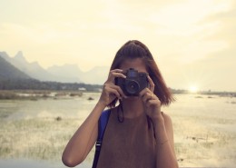 摄影的女孩图片