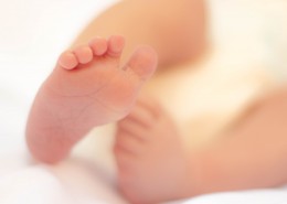 胖乎乎的婴儿小脚丫图片