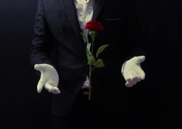 变魔术的男人图片大全