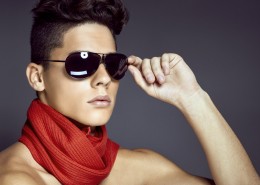 墨镜型男帅哥图片大全