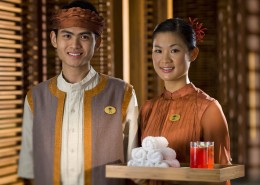 文华东方酒店服务人员图片