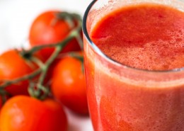 新鲜的蔬菜汁图片