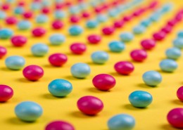 五彩巧克力糖果图片