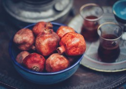 新鲜石榴的图片