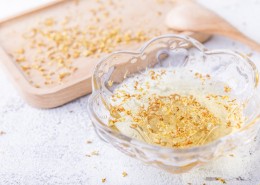 香喷喷清爽的桂花酒图片