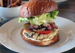 美味可口的汉堡包图片