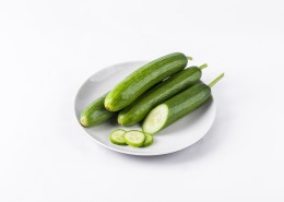 新鲜爽口黄瓜图片