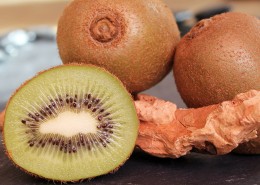 风味鲜美的猕猴桃图片