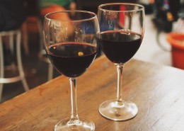 杯中的红酒图片大全