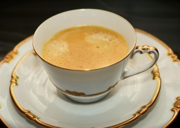 一杯香浓可口的咖啡图片