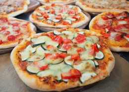 美味的披萨图片