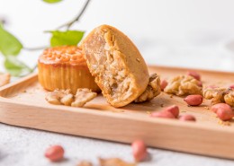 中秋节广式五仁月饼图片