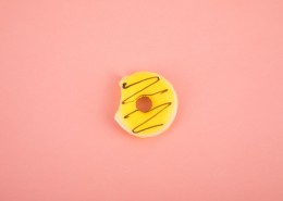 美味好吃的甜甜圈图片