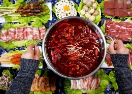 鲜香麻辣的火锅图片
